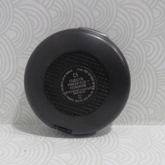 MAC COSMETICS💥STUDIO FIX POWDER PLUS FOUNDATION C5 0.52 OZ BOXED💥 - Picture 4 of 8